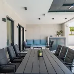 Villa Levant *