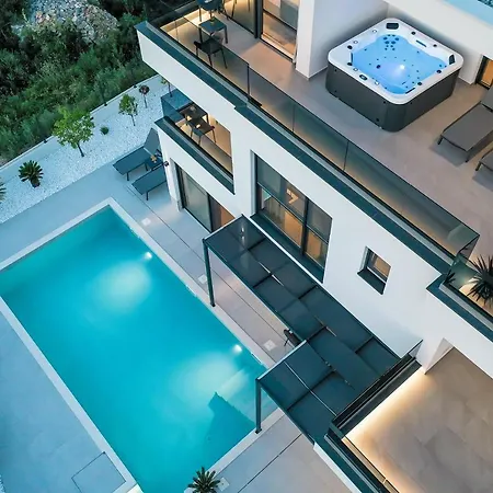 Villa Levant *