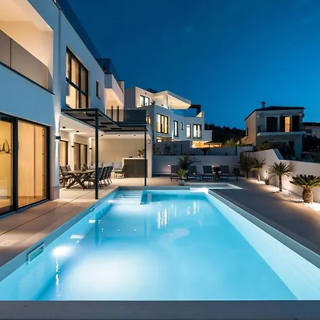 Levant Μούρτερ