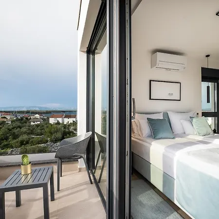 Levant Μούρτερ