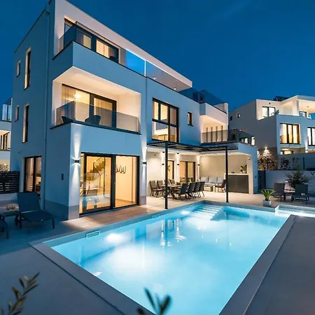 ヴィラ Levant ムルテル