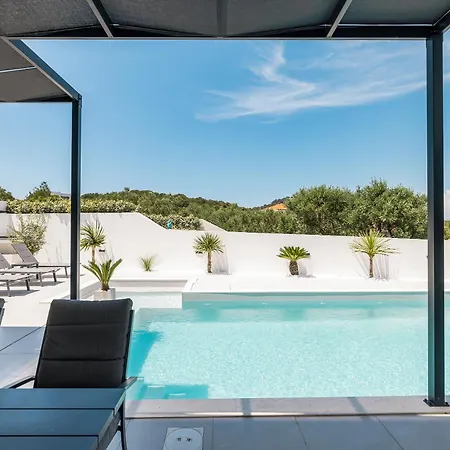 Villa Levant *
